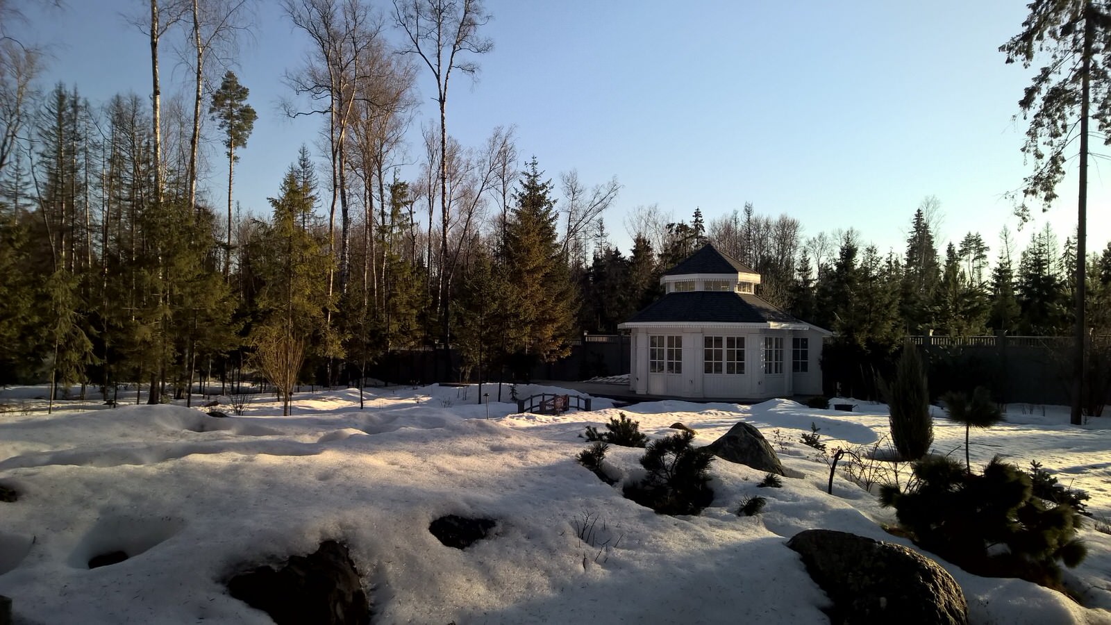 Традиционный летний павильон