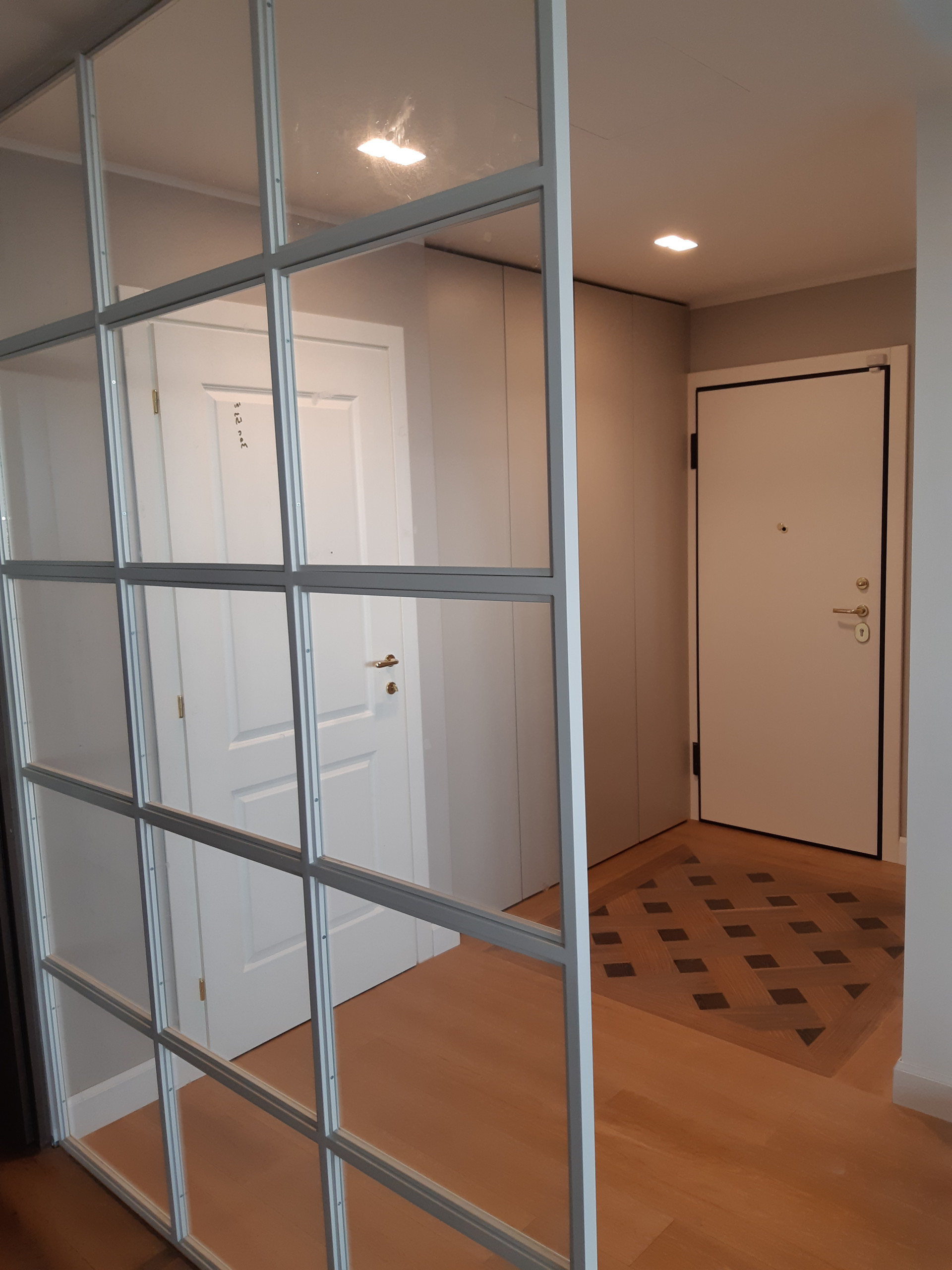 VIALE SABOTINO | Ingresso
