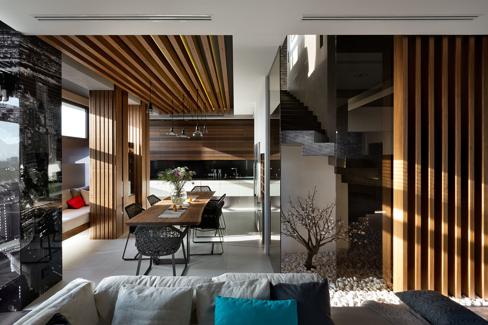 Code of HAPPINESS. Penthouse 23/77