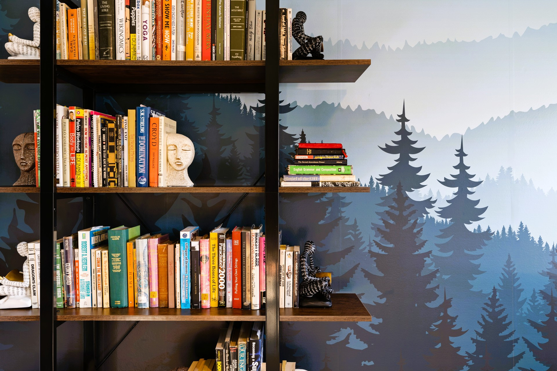 Example of a danish home design design in Raleigh