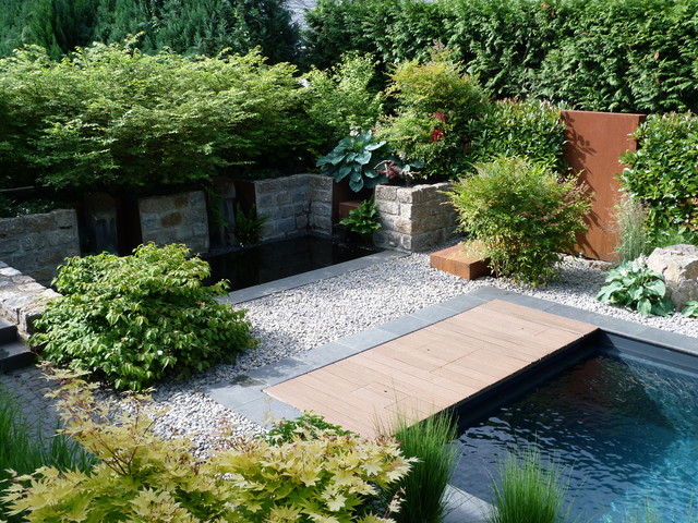 Garten mit Naturpool trendy-pool