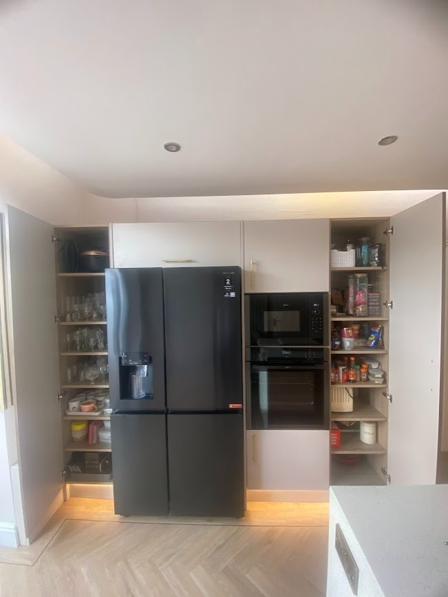 The Burbage Kitchen - Sodermalm - RRP £16,000 - Luxe Price £13,500