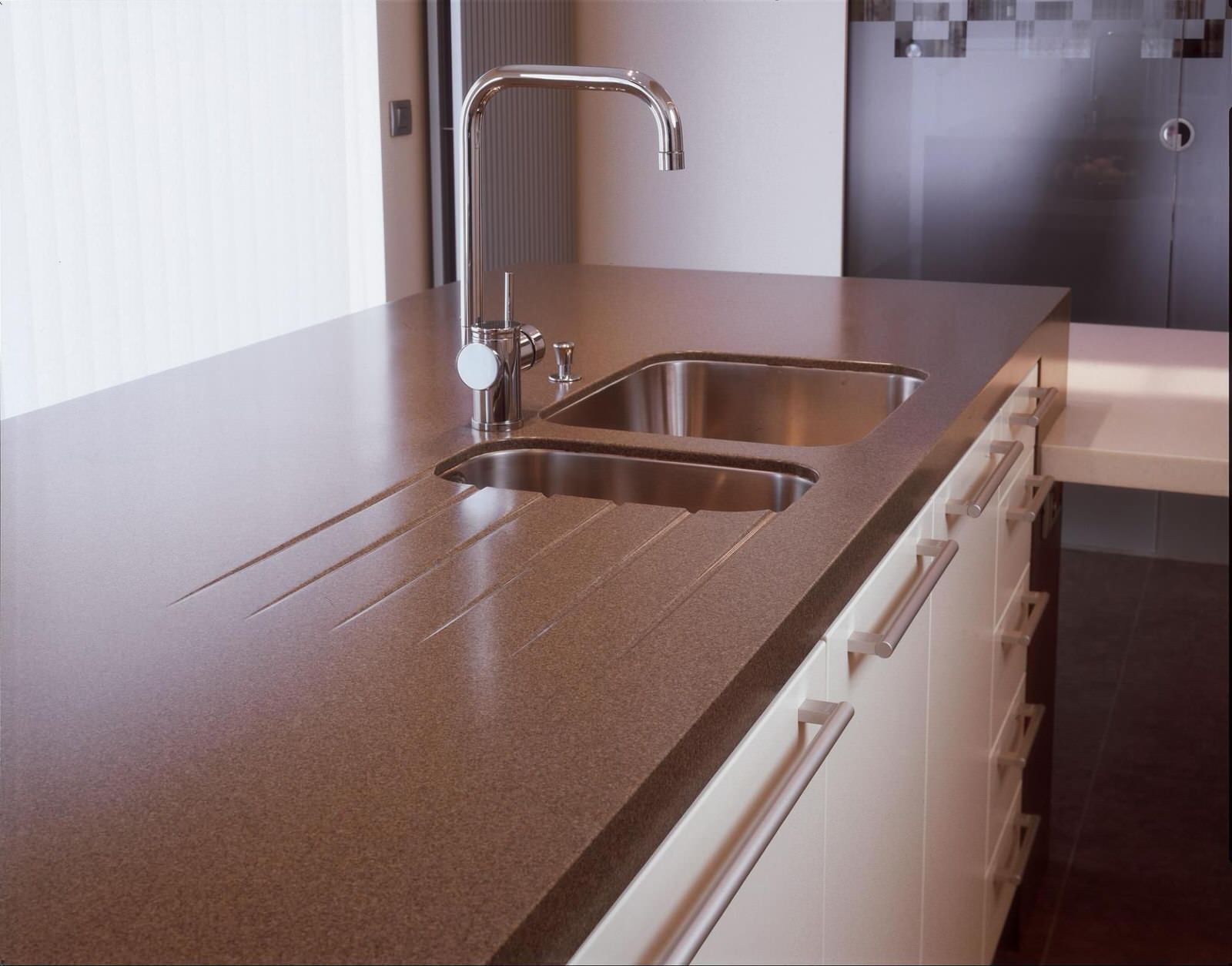 Transstone столешницы (АКРИЛ, КВАРЦ)