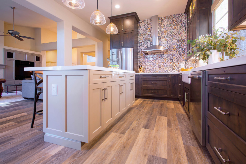 Example of a transitional kitchen design in Sacramento