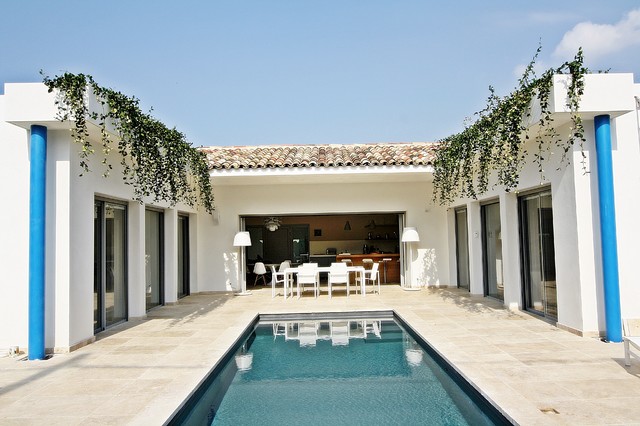 REALISATIONS modern-pool