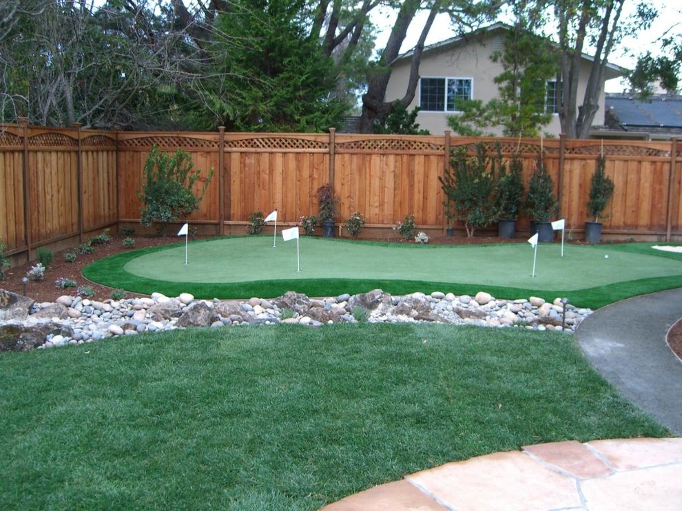 Tips on How to Turn Your Backyard into a Golf Course