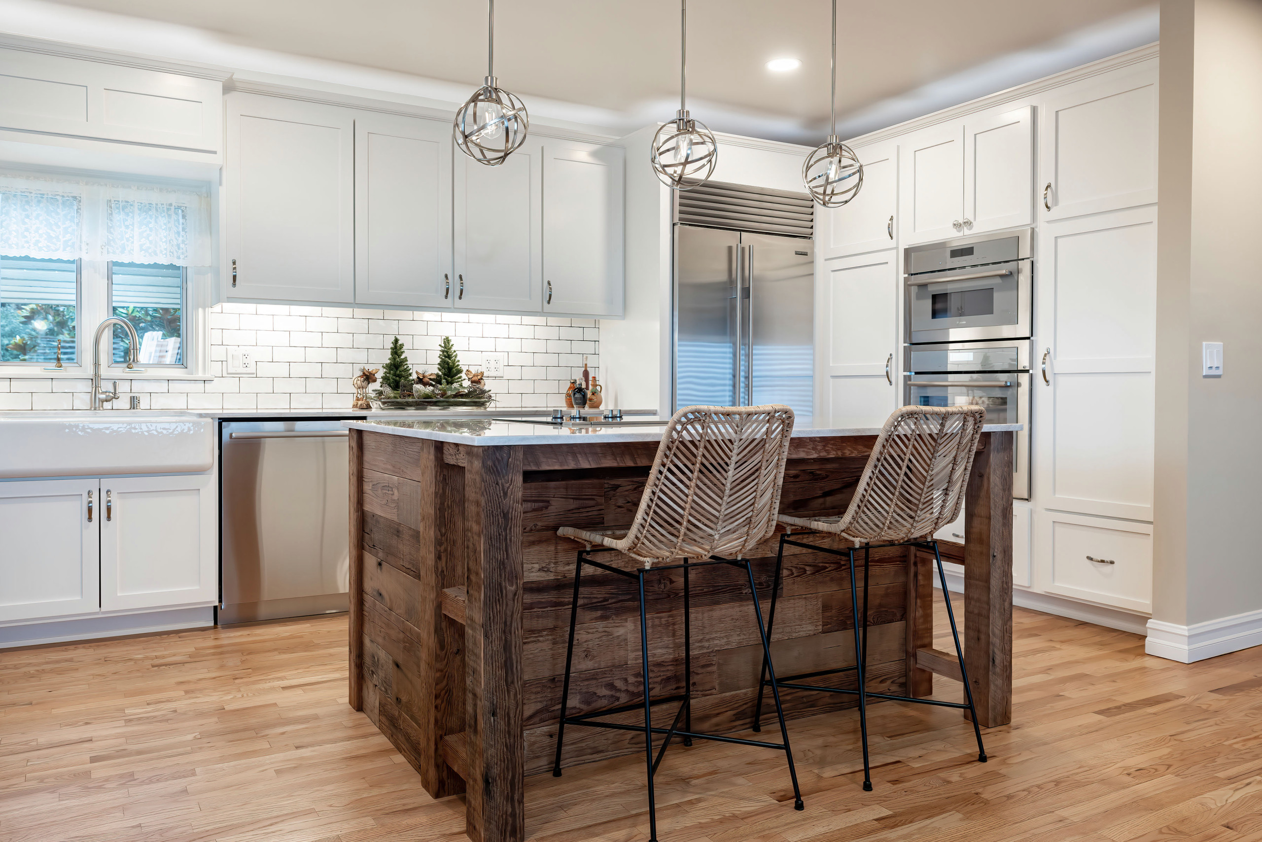 Rolling Hills Kitchen