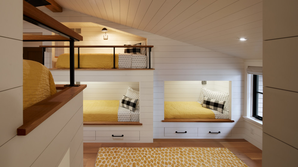 Katherine Lake Retreat - Bedroom mountain style gender-neutral medium tone wood floor, shiplap ceiling and shiplap wall kids' bedroom photo in Minneapolis with white walls