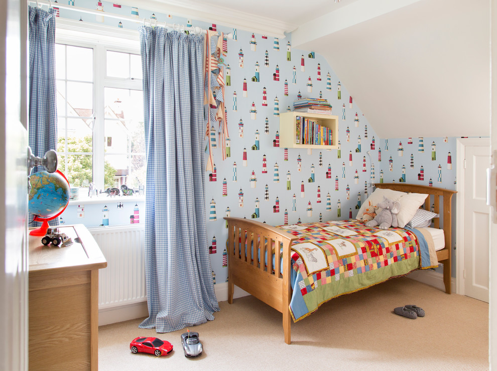 Traditional kids' room in Surrey.