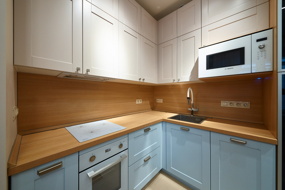 Кухня из эмали и шкаф для хранения