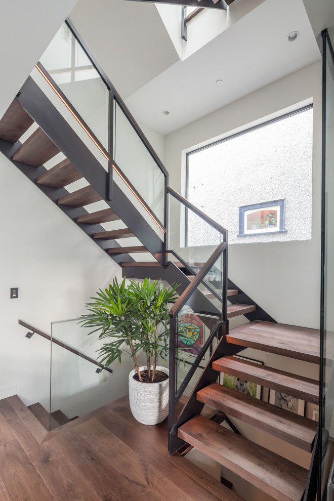 Design ideas for a contemporary staircase in Vancouver.