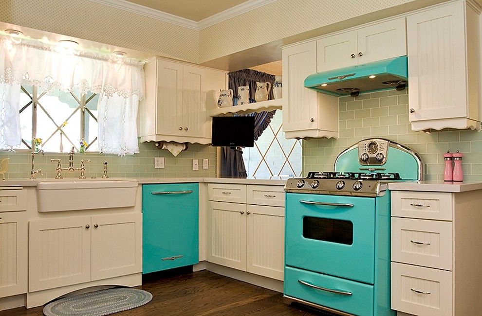 Kitchen - rustic kitchen idea
