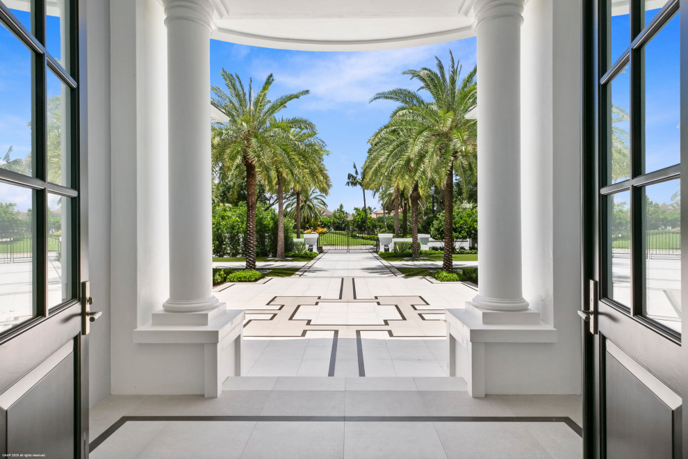 Entryway - transitional entryway idea in Miami