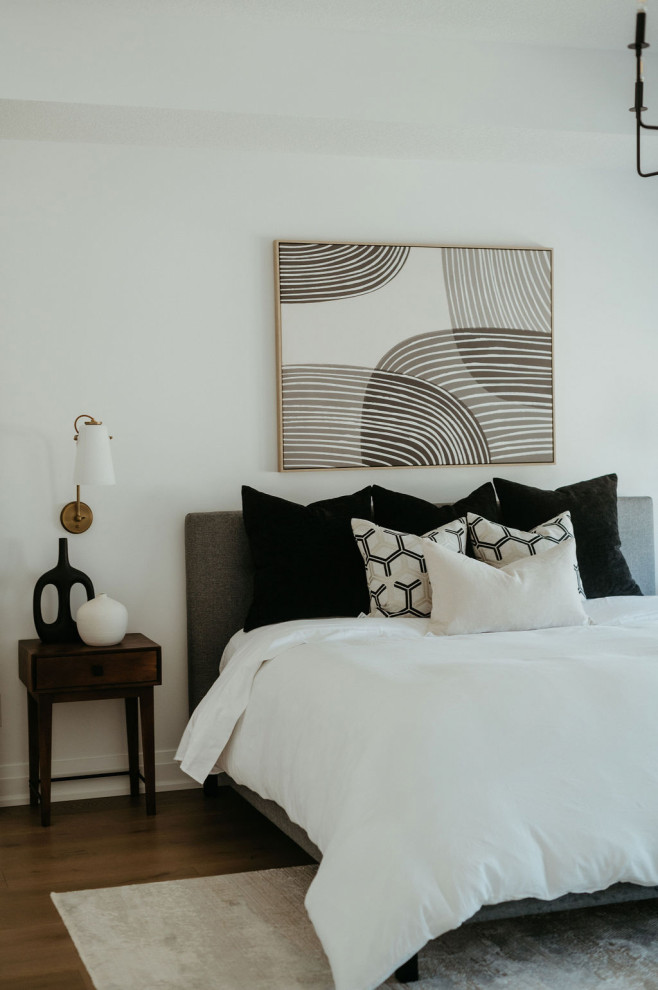 Bedroom - bedroom idea in Toronto