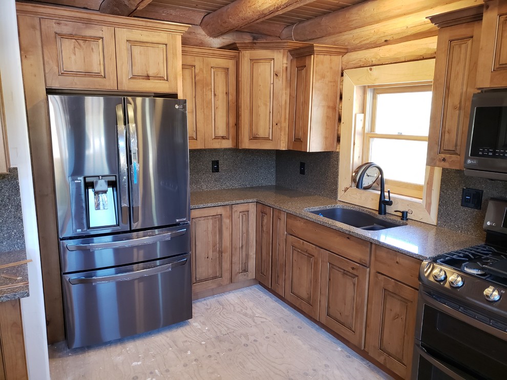 Kitchen - rustic kitchen idea in Phoenix