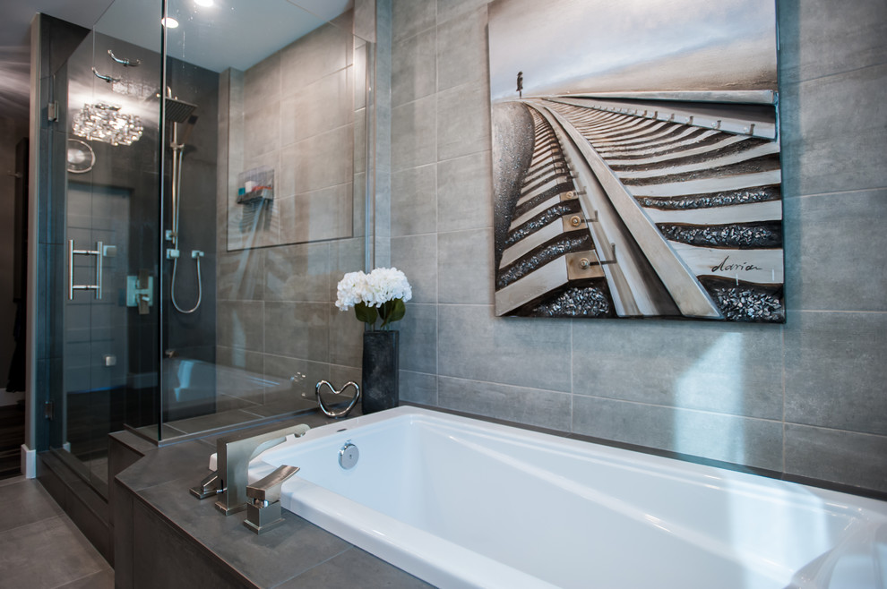 Inspiration for a transitional bathroom remodel in Edmonton