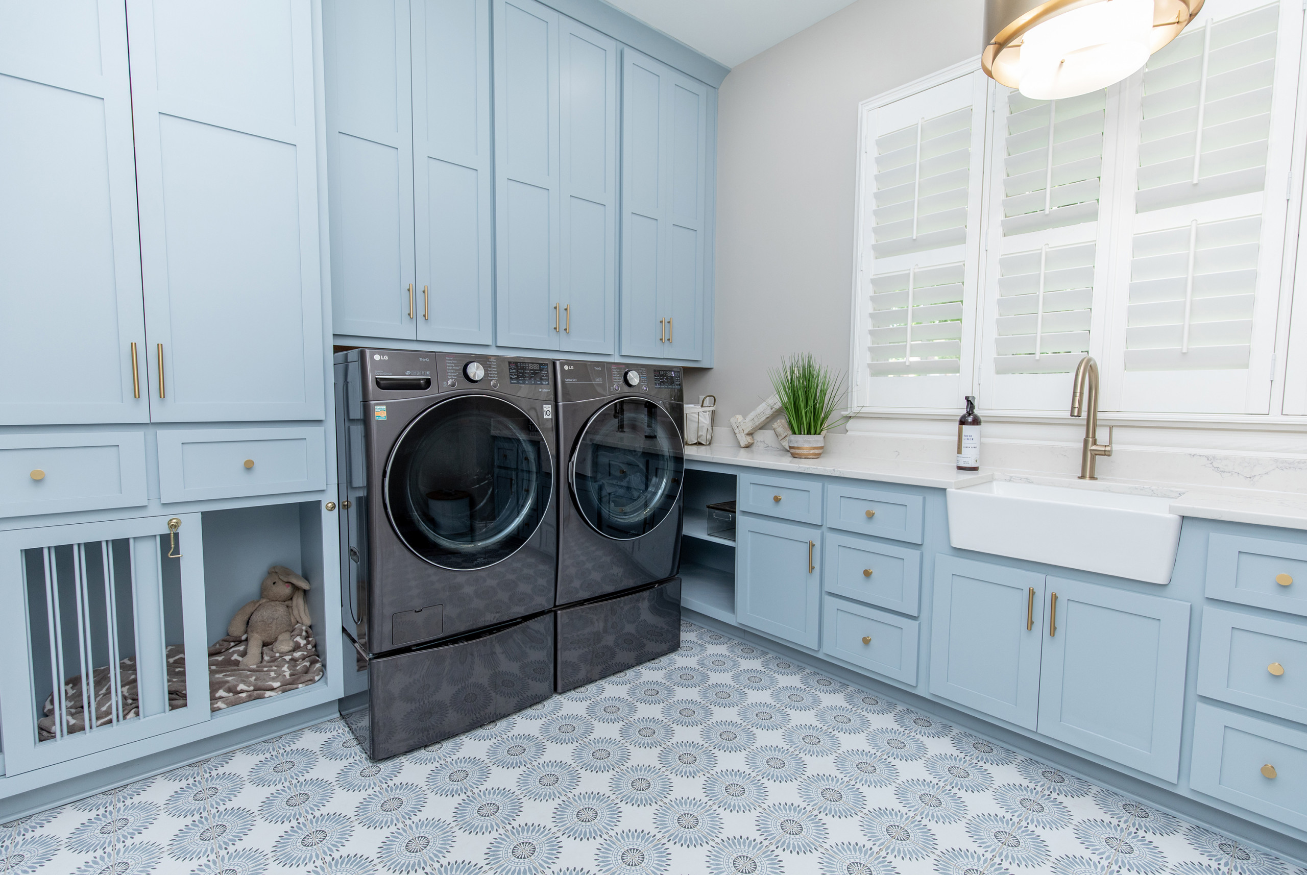 Lavish Laundry and pet retreat
