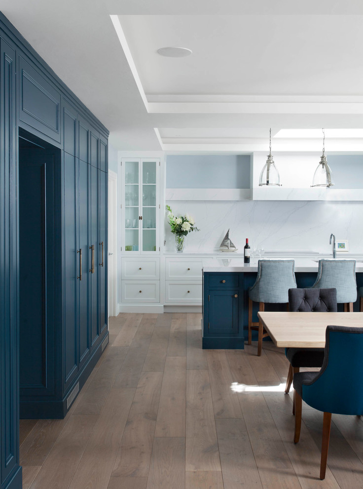 Transitional kitchen photo in Dublin