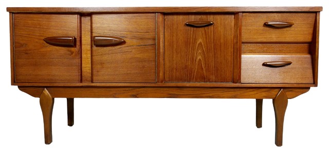 Consigned Mid Century Modern European Credenza Or Media Cabinet Consigned Mid Century Modern European Credenza Or Media Cabinet