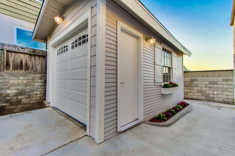 This is an example of a beach style shed and granny flat in San Diego.