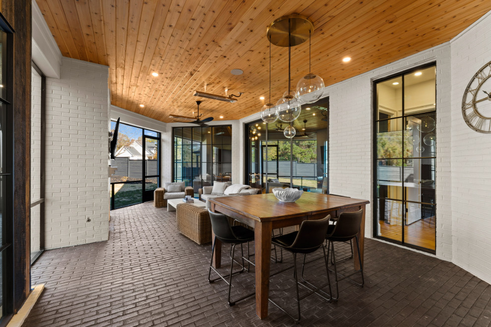 Inspiration for a transitional home design remodel in Charlotte
