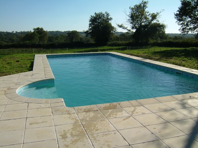 Sacierges Saint-Martin - France mediterranean-pools-and-hot-tubs