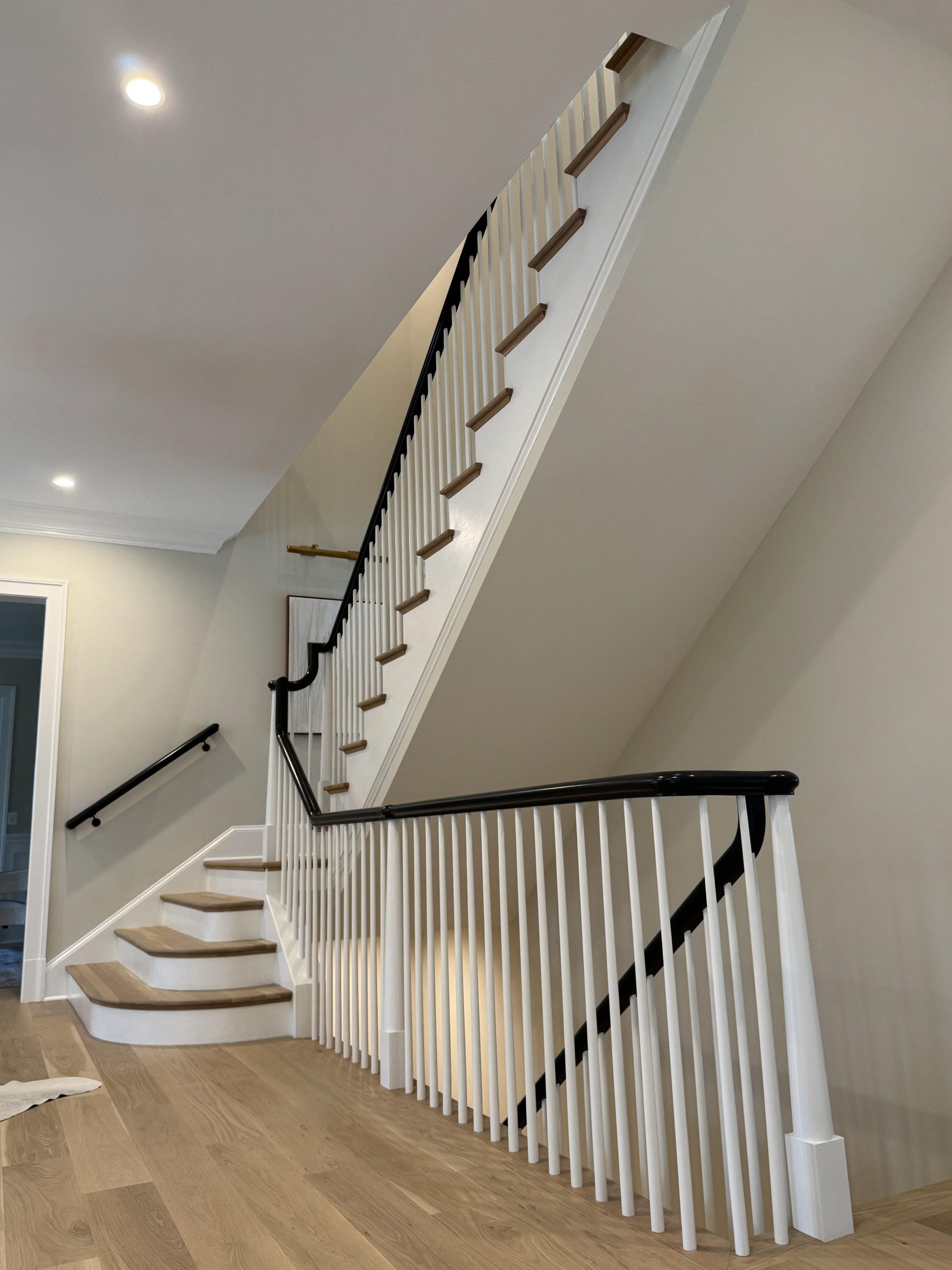 138_Elegant Double Bullnose Entry Stair, Bethesda, MD 20814