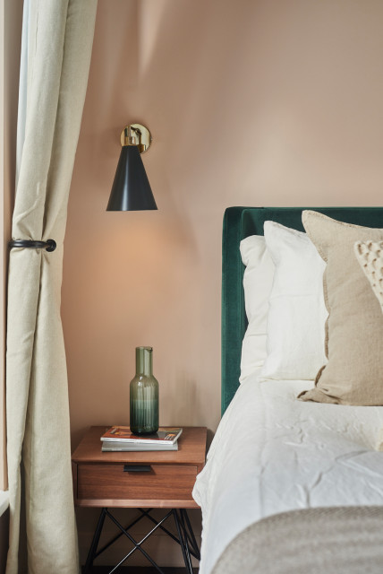 Coventry Apartment Install modern