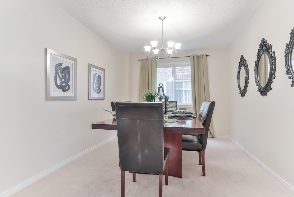 Inspiration for a transitional home design remodel in Toronto