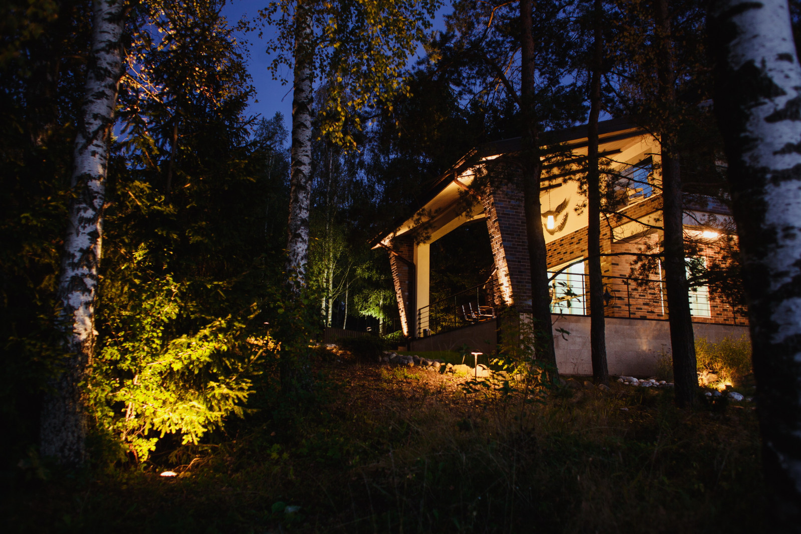 Ландшафтная и архитектурная подсветка