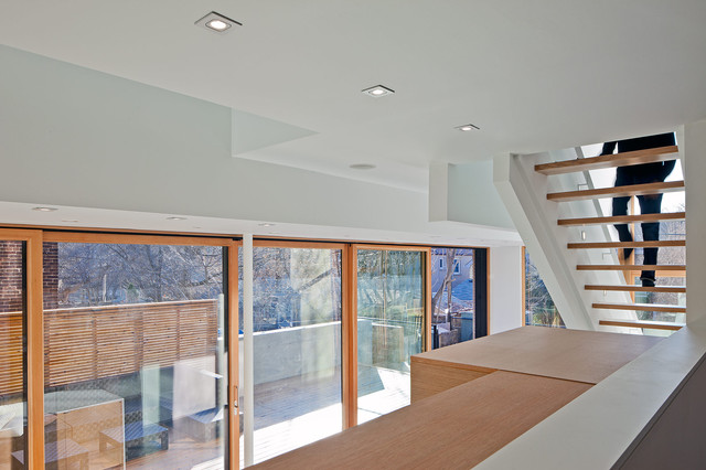 150 W contemporary-staircase