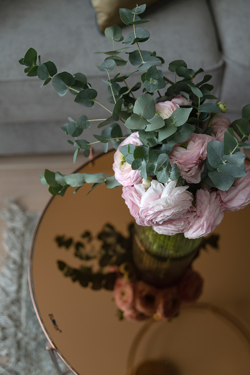 Интерьер гостиной для заслуженной артистки России Анны Фроловцевой