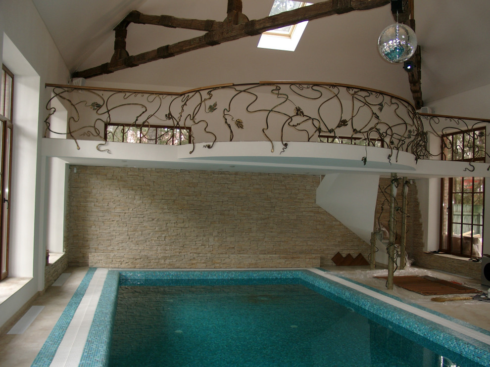 Строительство частного переливного бассейна