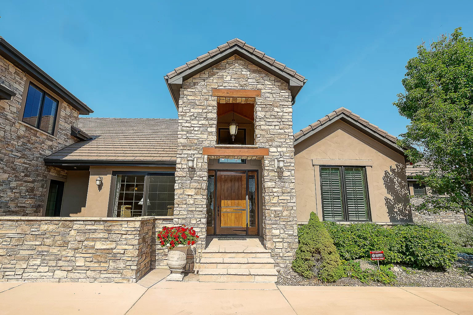 Daniels Park Home