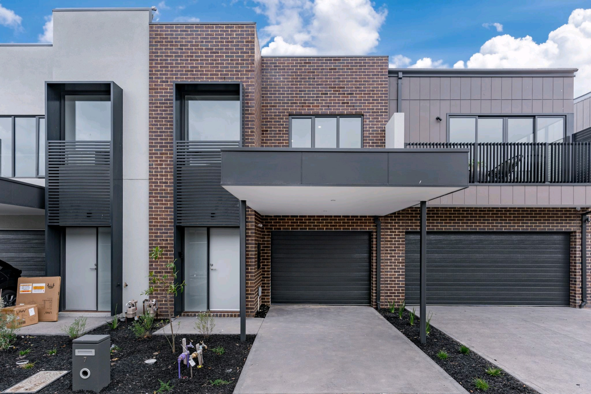 Aultun 59 Town Houses