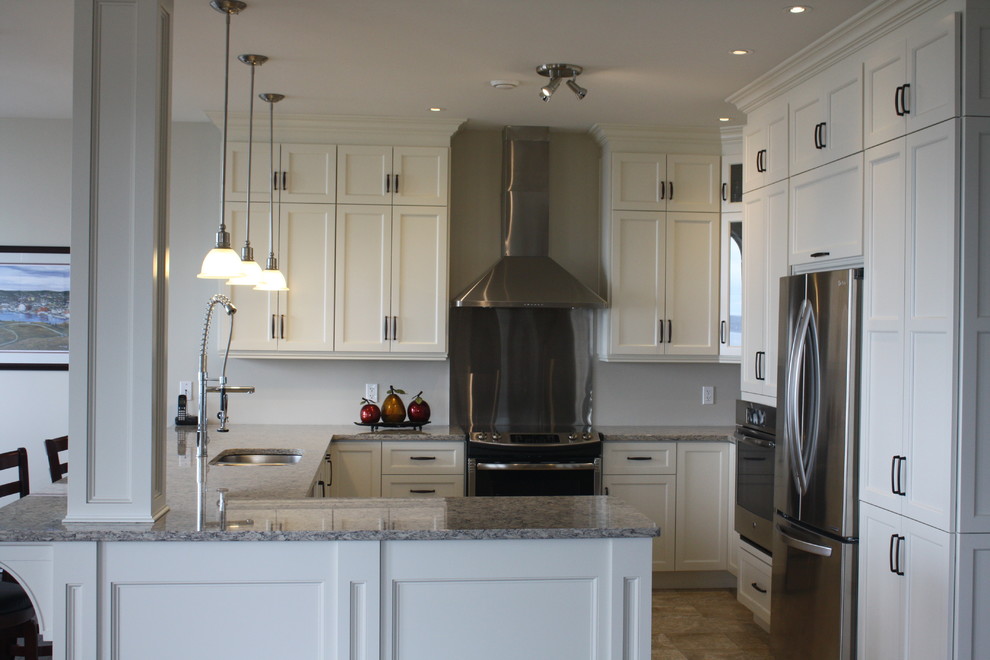 Kitchen - large transitional kitchen idea