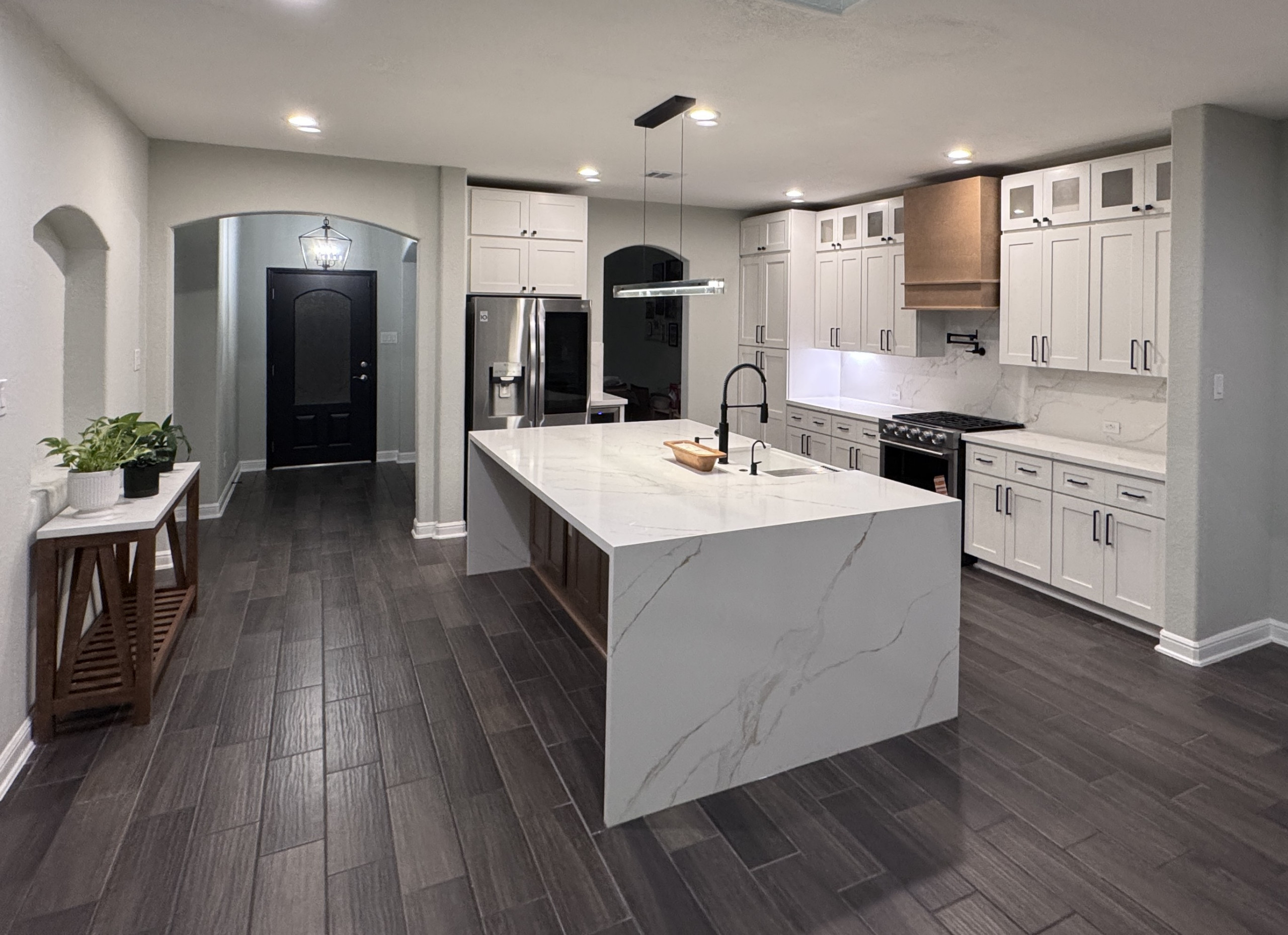 Contemporary KItchen Remodeling in Cypress