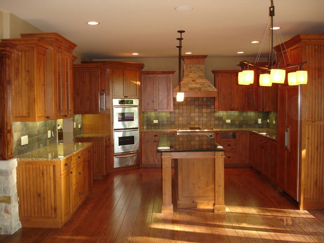 Kitchens klassisch-kueche