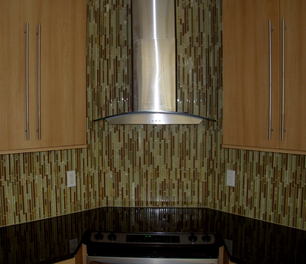 Kitchen - kitchen idea in New York