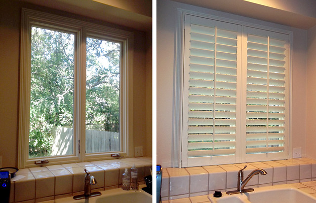 Kitchen window with tile contemporain-salle-de-bain