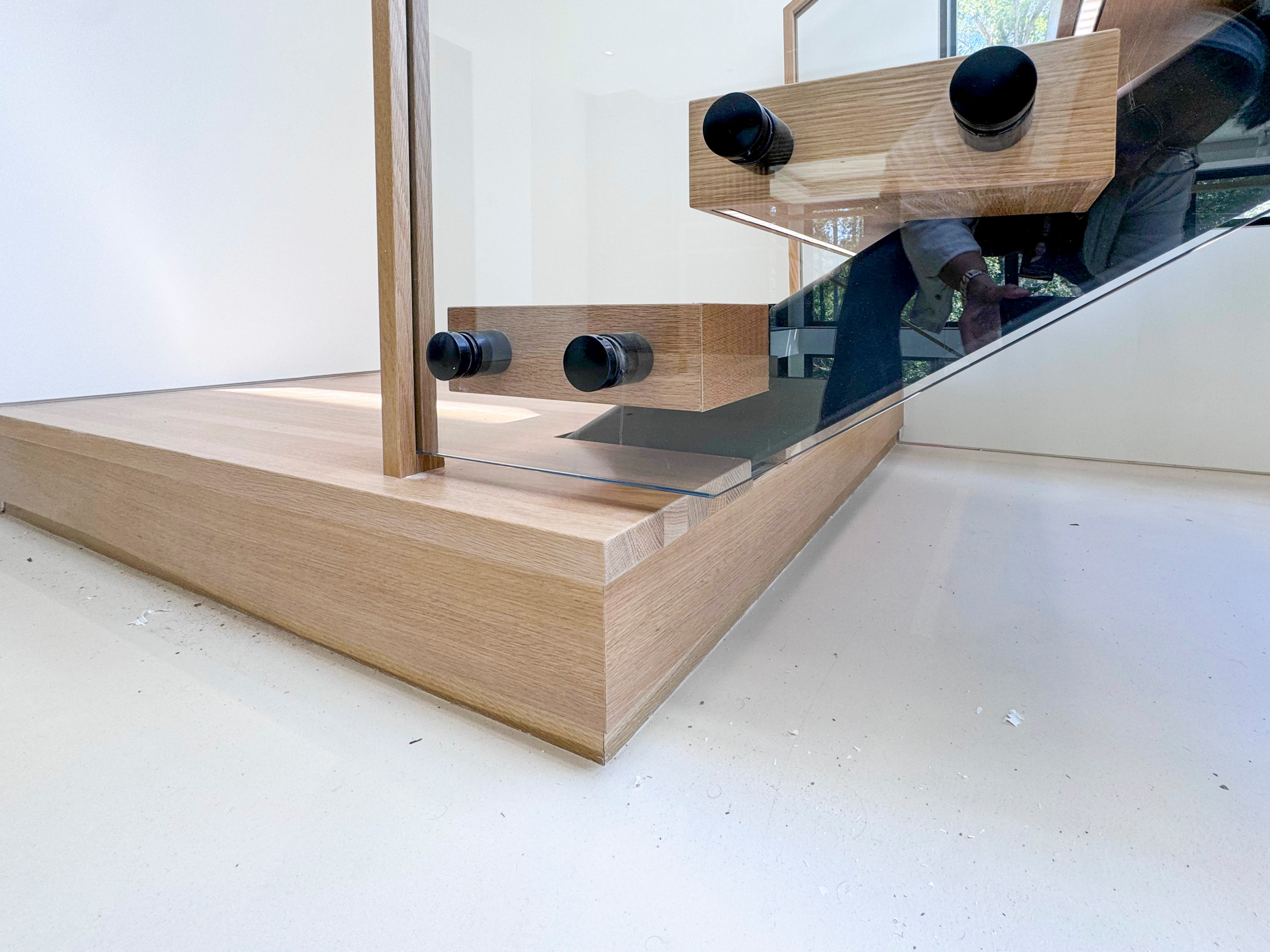 126_Visually Open and Light Contemporary Staircase, Mclean, VA 22102