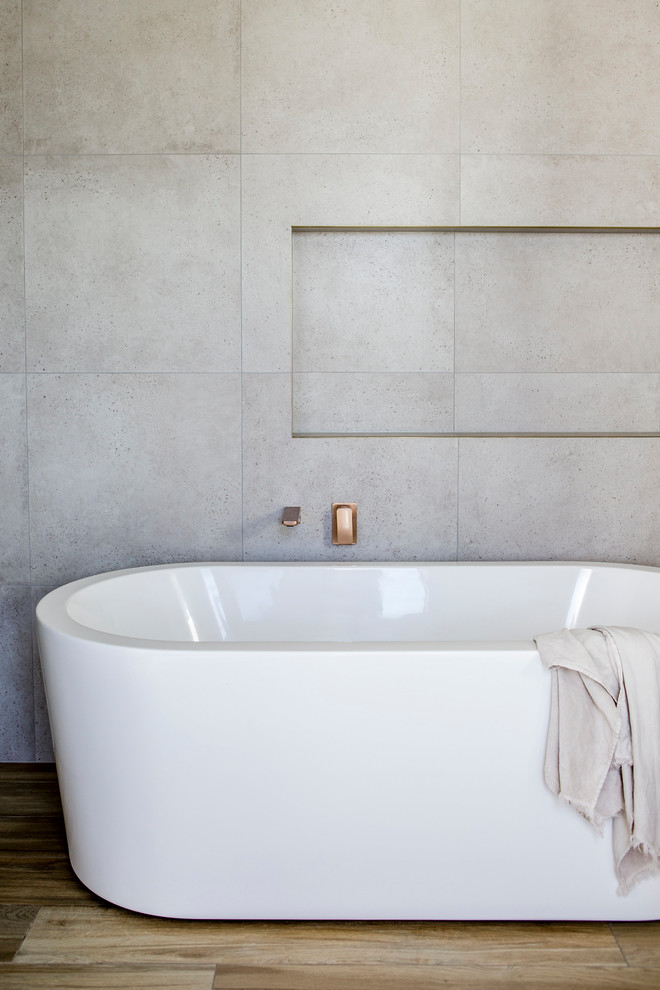 Inspiration for a bathroom in Sunshine Coast.