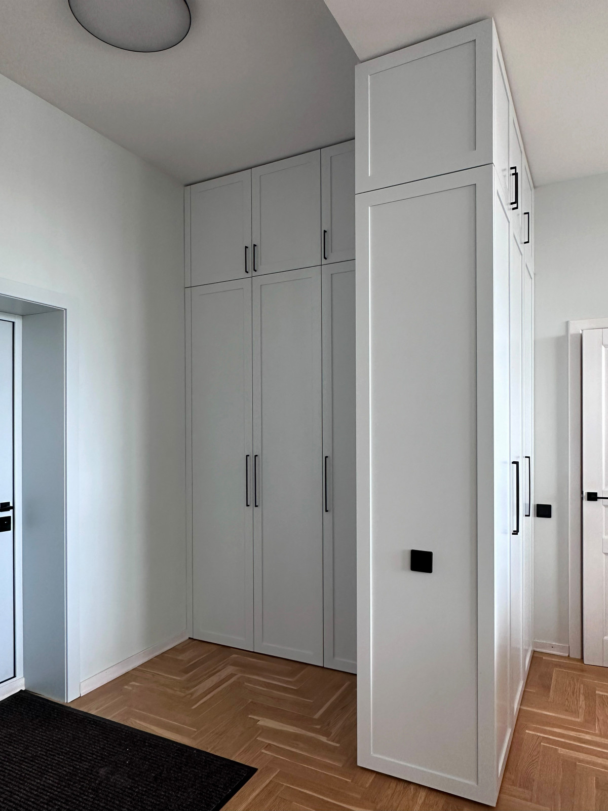 Шкаф в прихожую