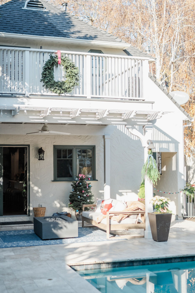 La Vie est Belle on 41st St