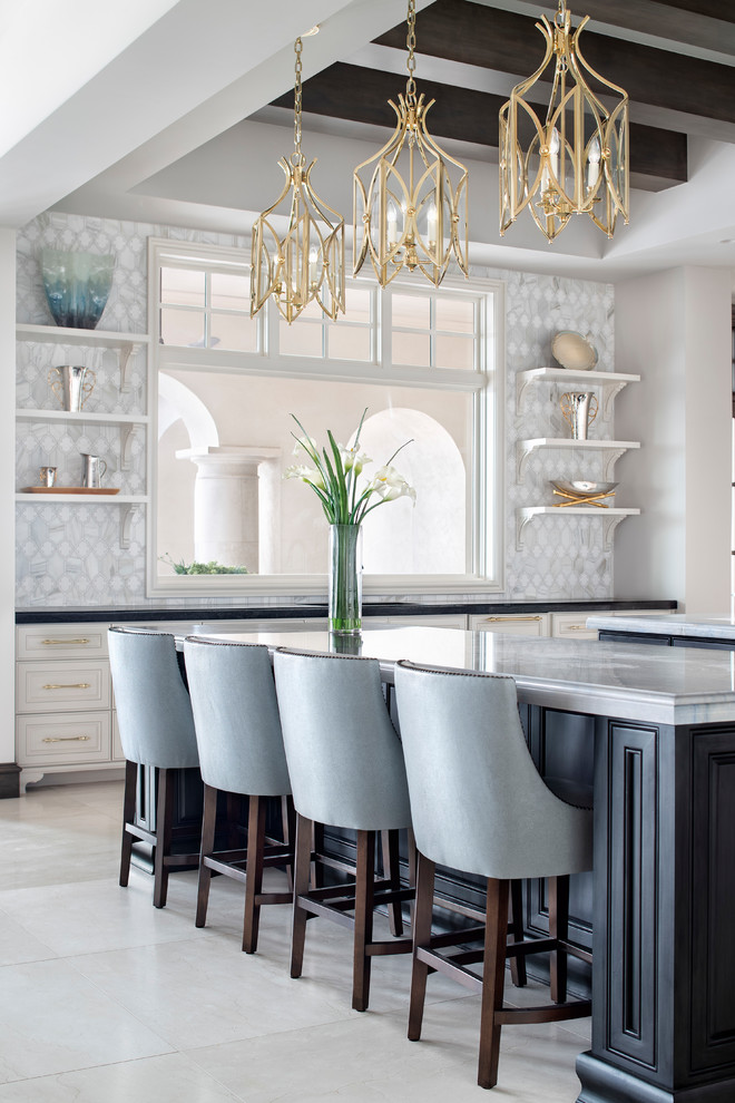 Inspiration for a transitional eat-in kitchen remodel in Austin