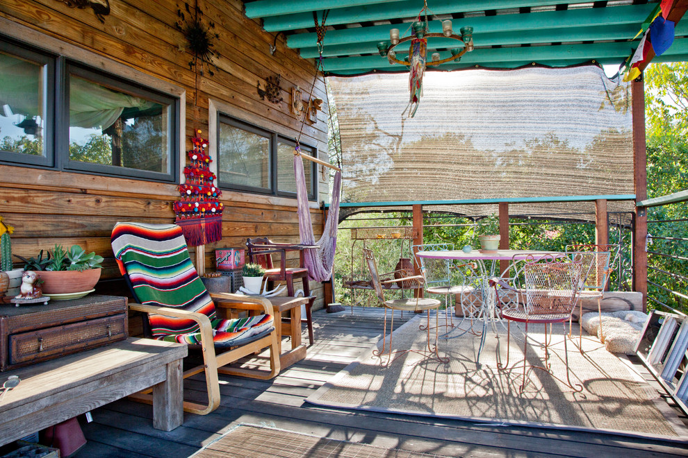 This is an example of an eclectic deck in Austin.