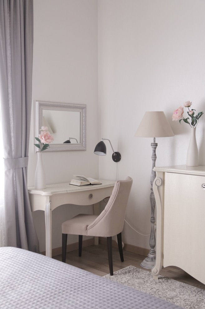 Пудровые оттенки и элегантная геометрия.