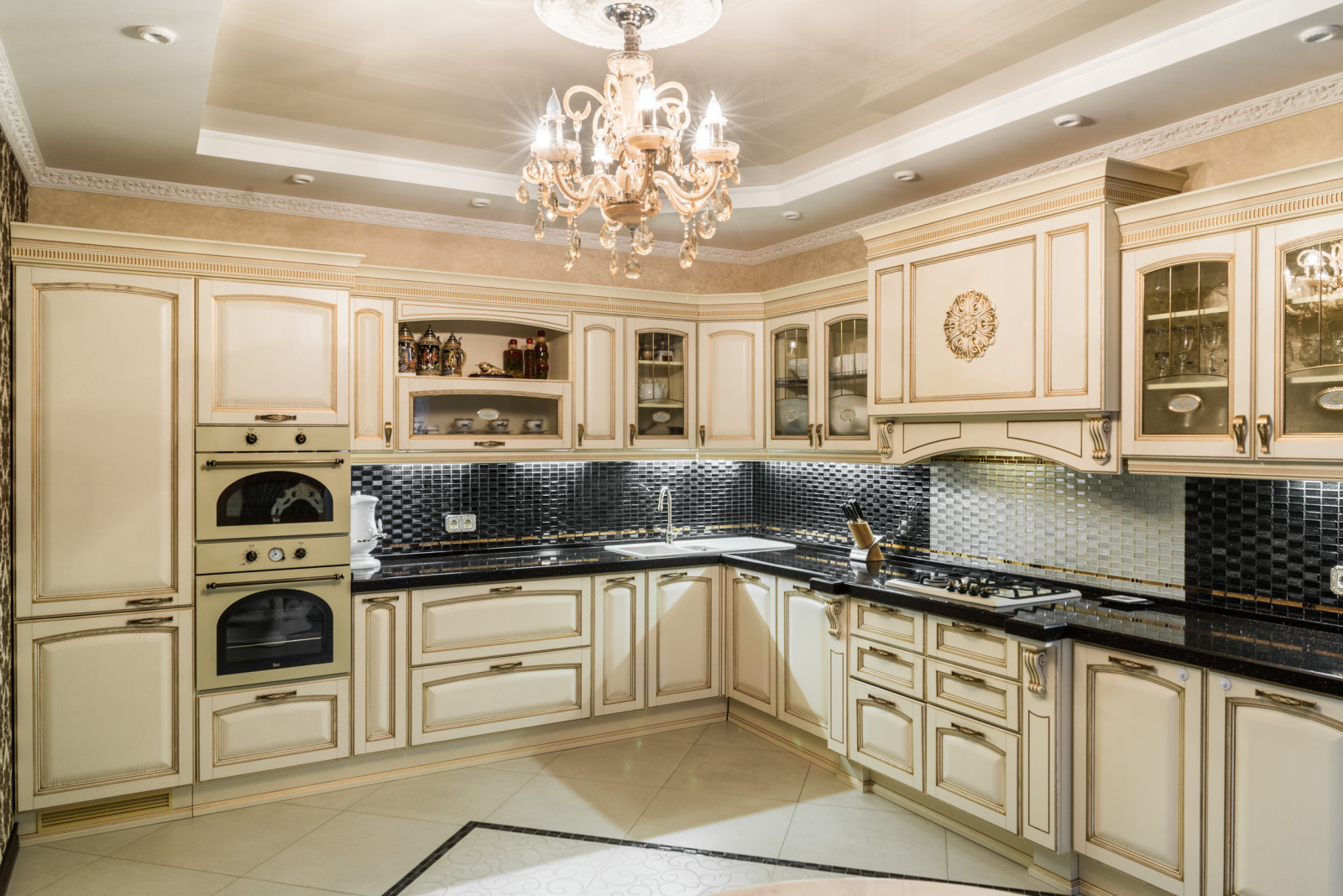 кухня классика Августа