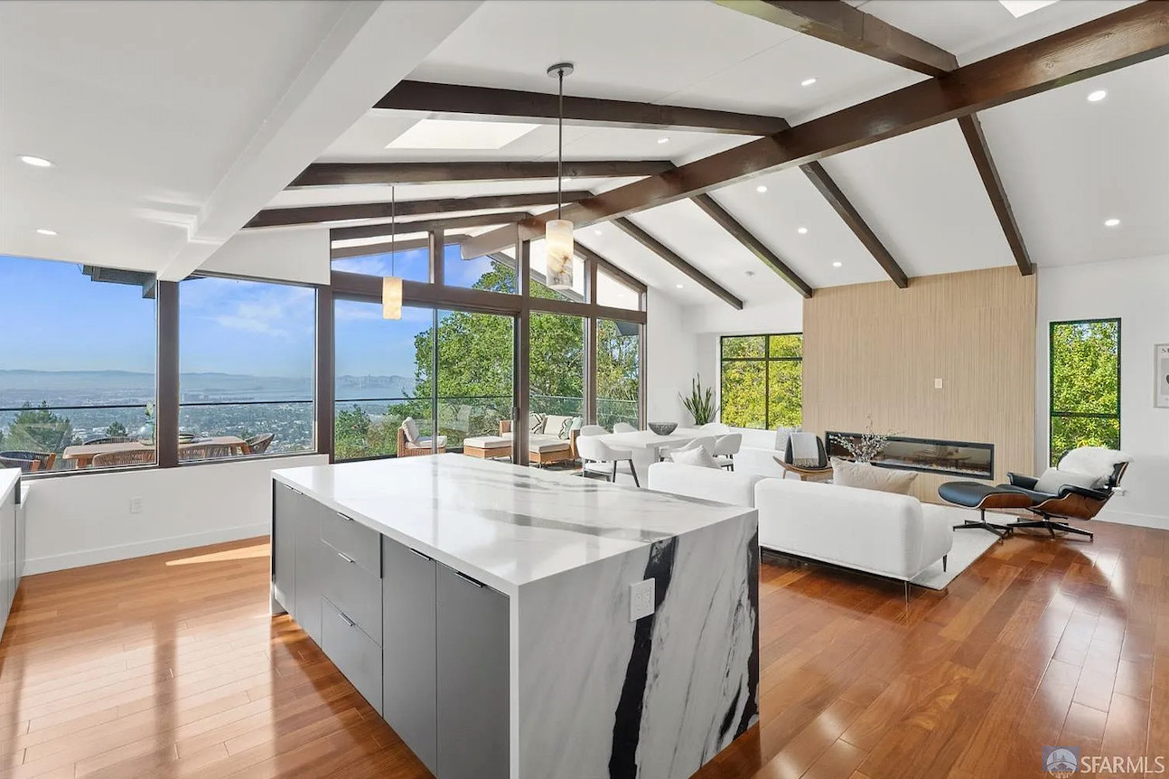 Open Concept Cathedral Kitchen