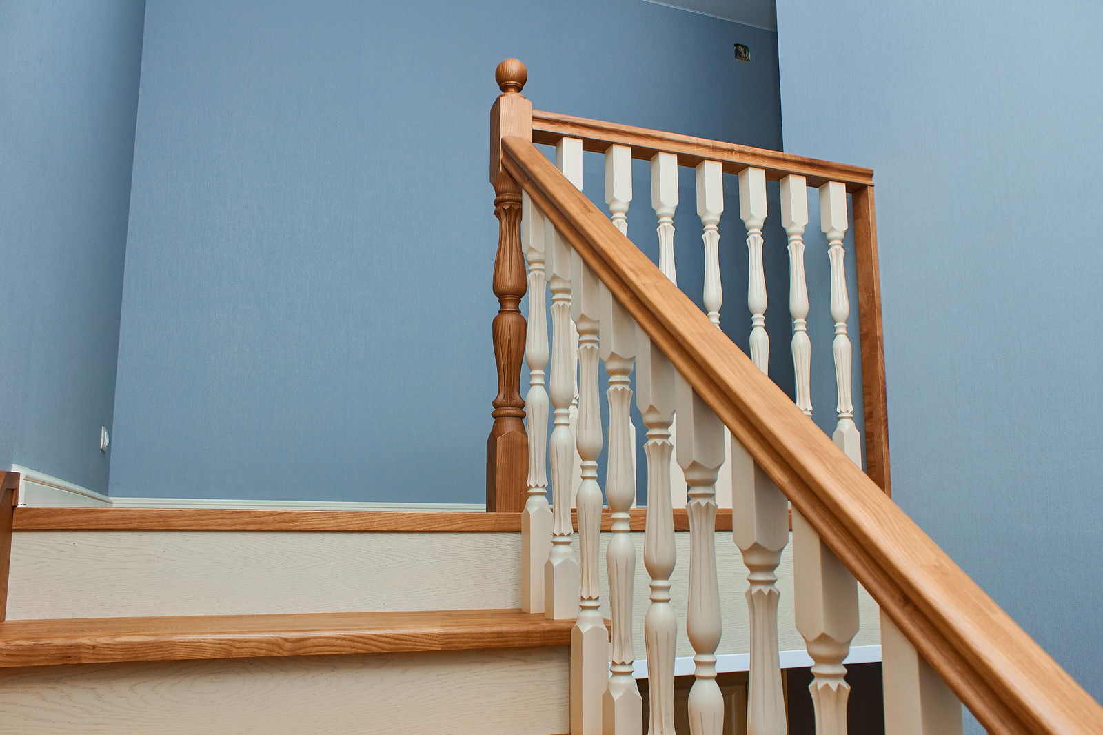 Лестница из сосны